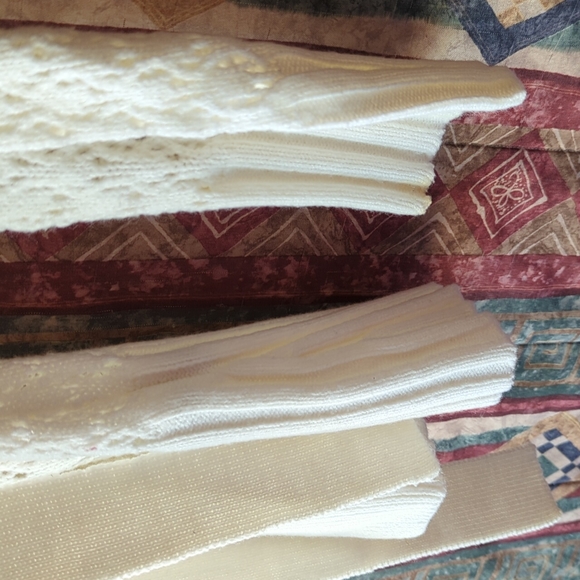 White knit wrap sweater - Picture 5 of 9